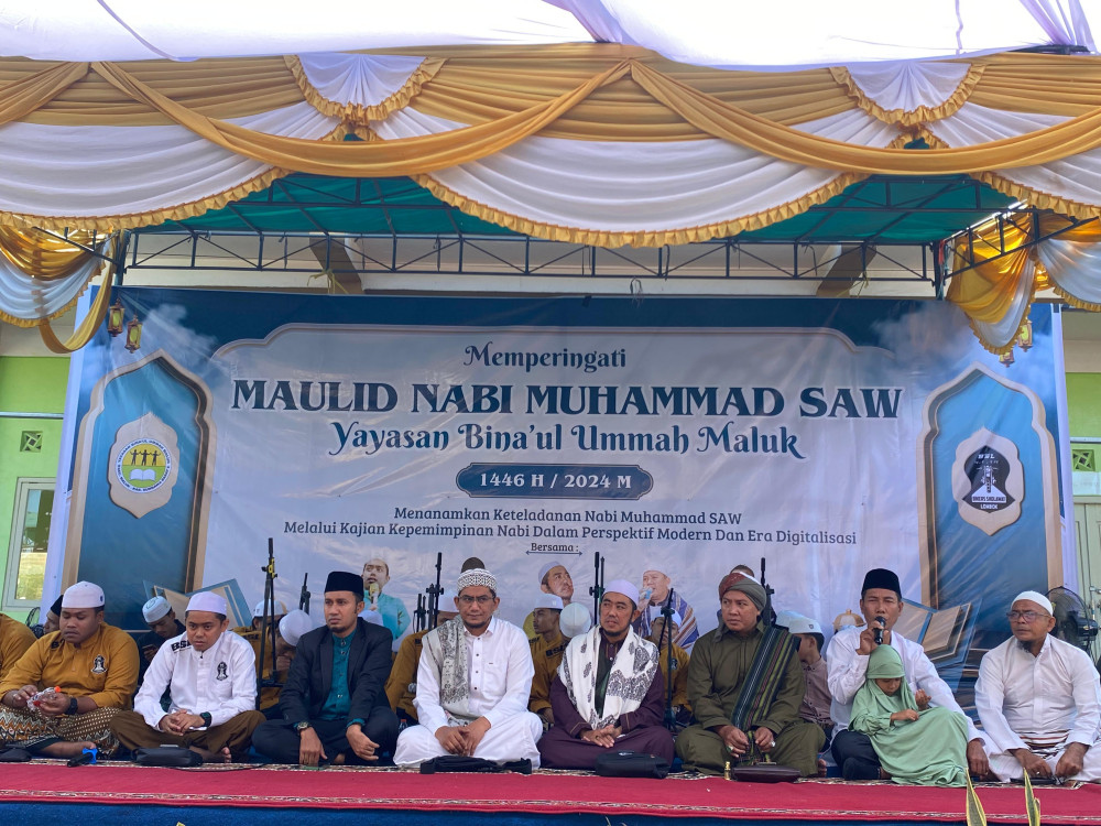 2Yayasan Bina'ul Ummah Maluk Gelar Peringatan Maulid Nabi